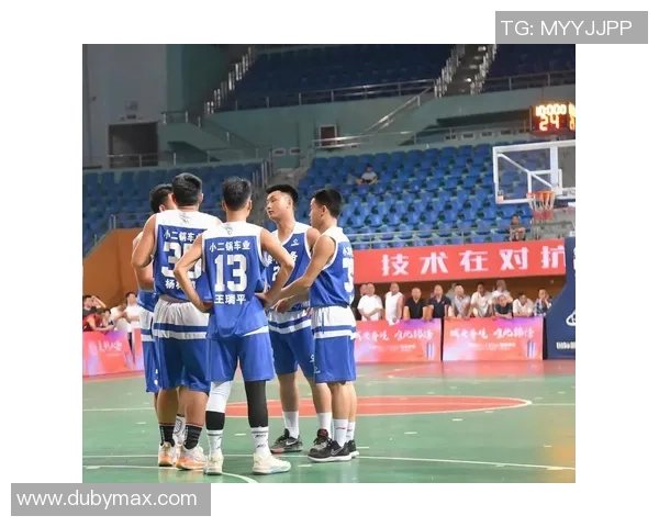 我和爸爸的篮球时光：一次难忘的亲子对抗赛